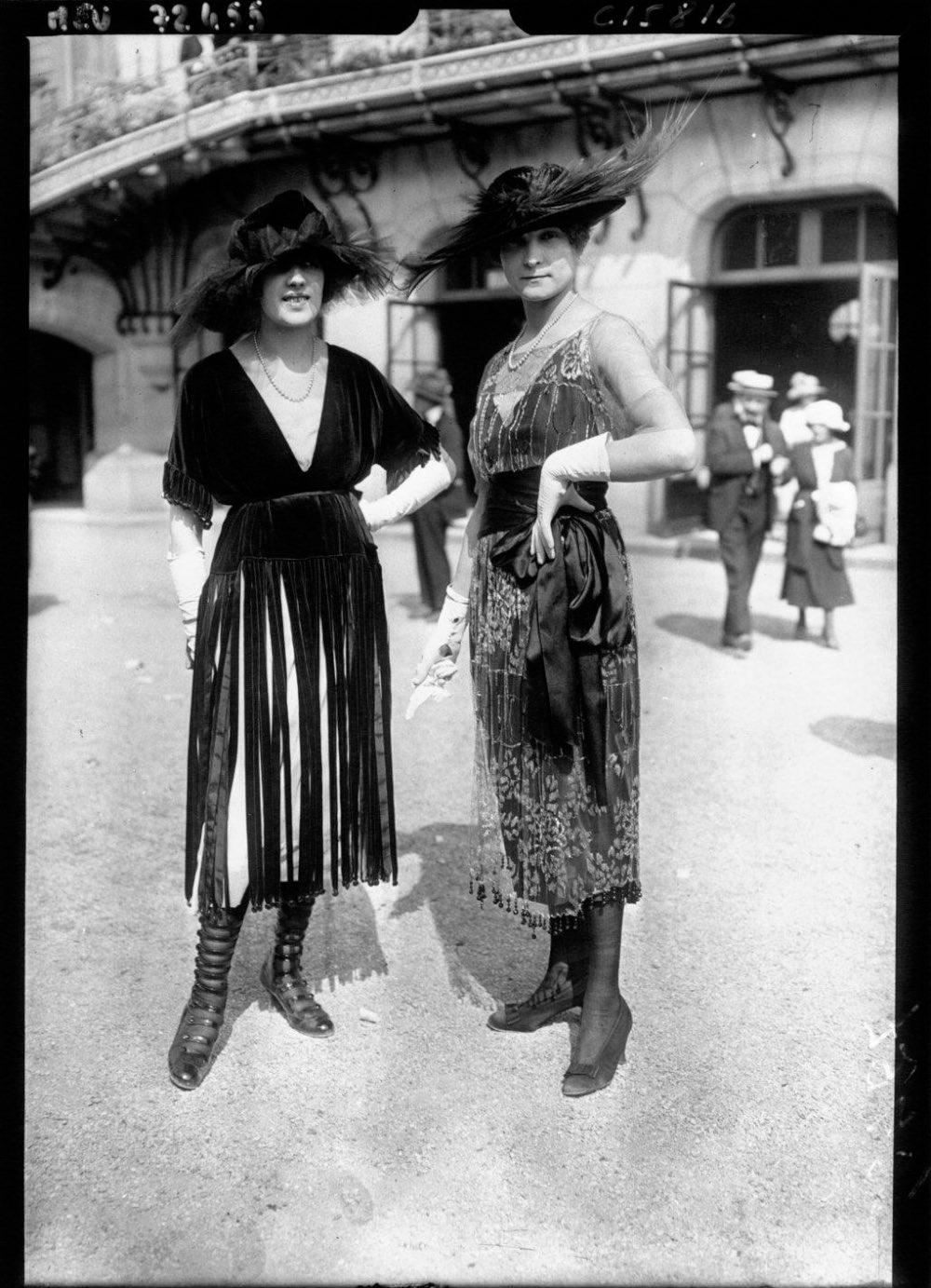 Уличная мода Парижа 1910-1920 годов мода, париж, ретро, уличная