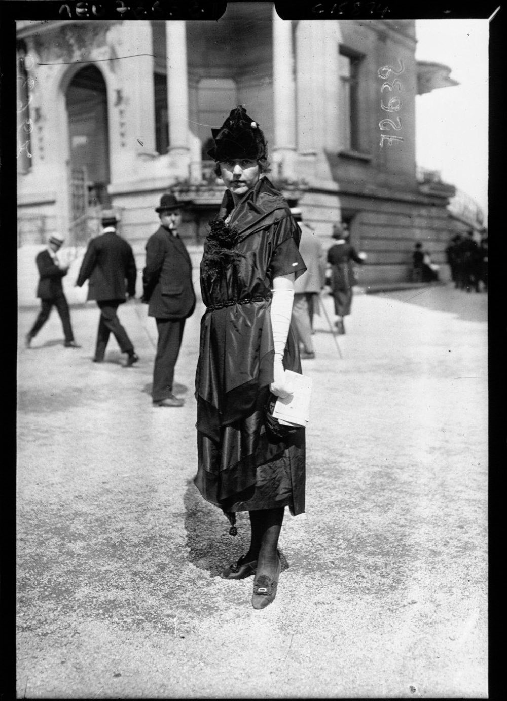Уличная мода Парижа 1910-1920 годов мода, париж, ретро, уличная
