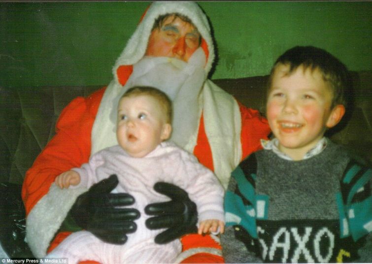 Самые смешные и нелепые рождественско-новогодние семейные фотографии новый год, семья, фото, юмор