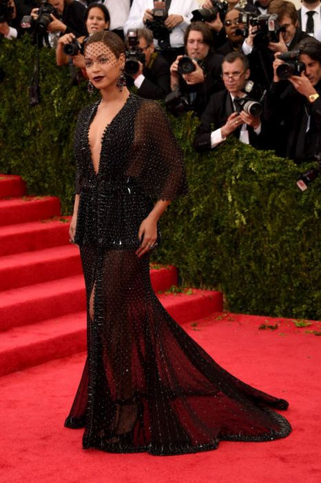 Beyonce декольте, знаменитость