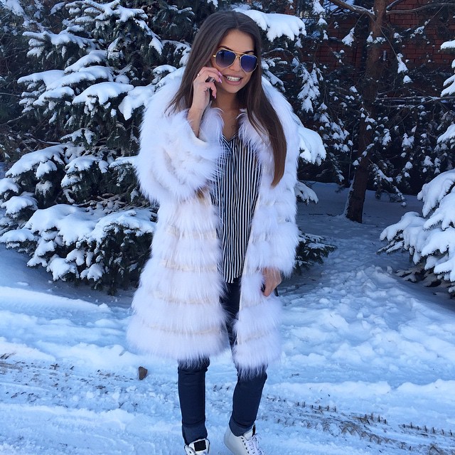 Топ российского инстаграма: гигабайты бикини и нарощенных ногтей Топ российского инстаграма: гигабайты бикини и нарощенных ногтей Instagram, девушки, интернет, социальные сети