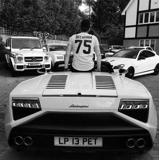 суперкары collector from birmingham supercars supermasine