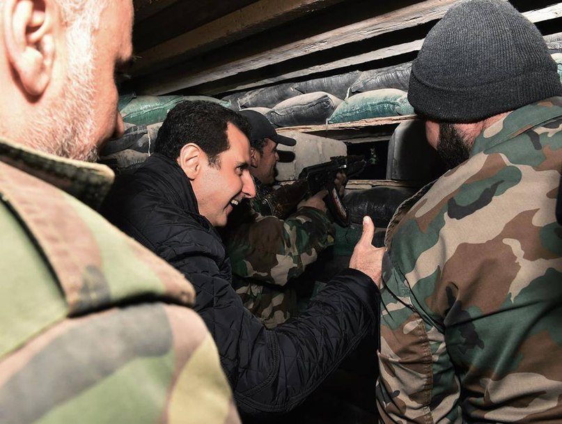 Башар аль-Асад в новогоднюю ночь посетил солдат в районе Дамаска сирия, фото