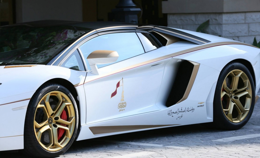 lamborghini aventador gold золотой ламборгини авентадор