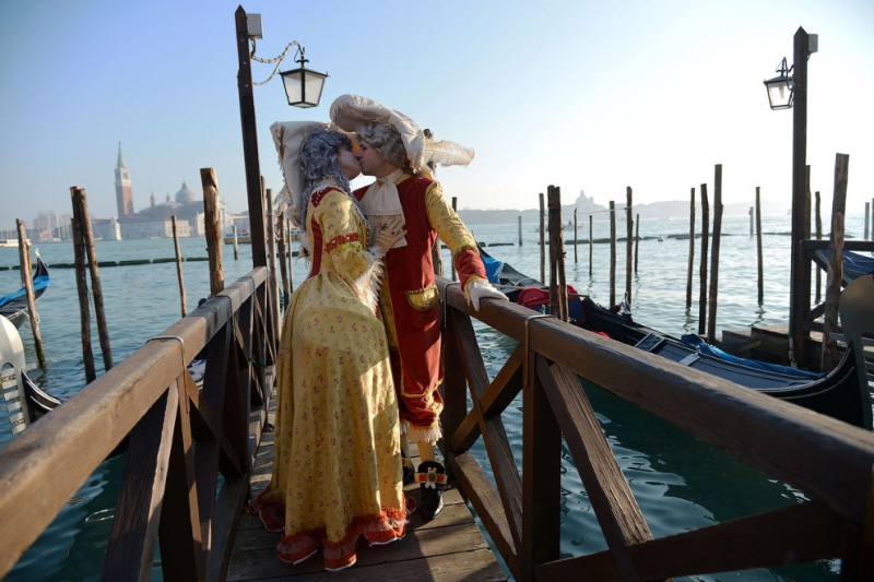 Карнавал в Венеции венеция, карнавал, костюм, маски