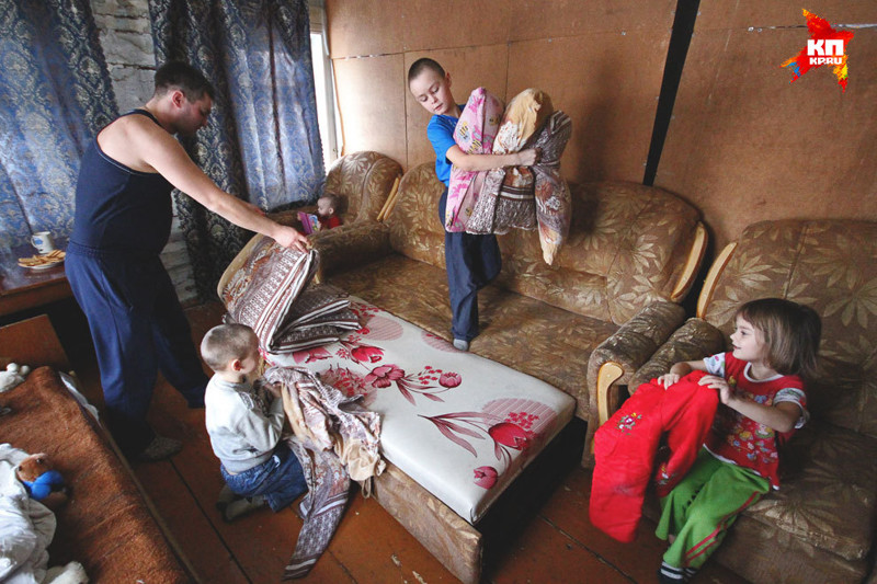33-летний житель Башкирии в одиночку воспитывает пятерых детей Башкирия, отец