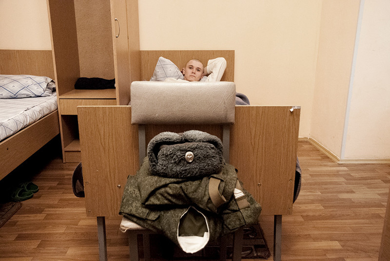 Обратная сторона парада : жизнь и быт почетного караула армия, почетный караул