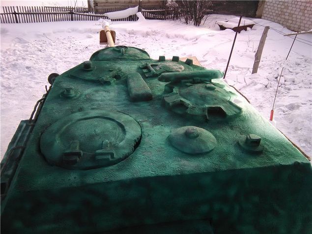 У снежного танка даже открывается люк. своими руками, сибирь, снег, танк