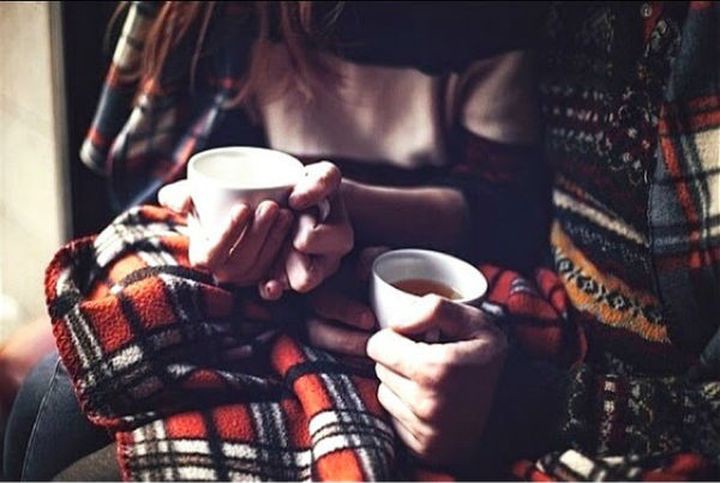 23. Закутаться в плед, когда за окном дождь. 23. Закутаться в плед, когда за окном дождь. вещи, люди, привычки
