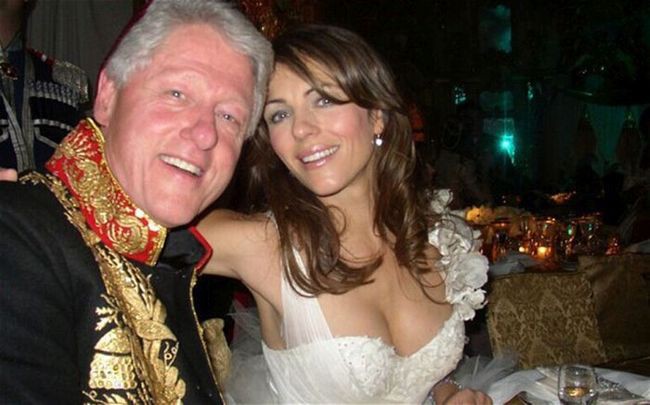 Билл Клинтон и Лиз Херли, президент США и актриса, 2005 звезды, люди, фото