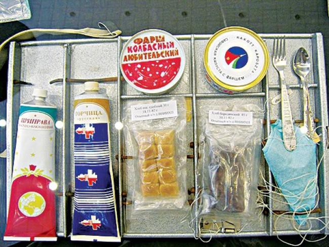 Тюбики с едой для советских космонавтов космонавтика, ссср