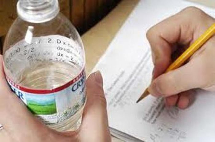 Jak uczniowie oszukują na egzaminach? How students cheat during tests?