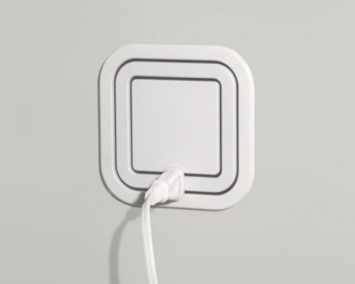 Socket 360 degrees, allows you to insert several plugs design, idea, creativity