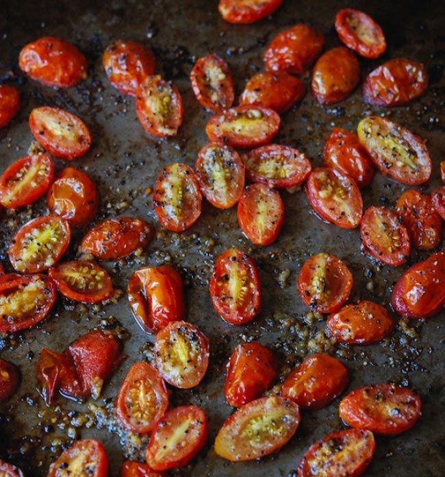 Чесночные помидоры черри еда, овощи