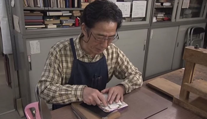 Искусная реставрация книг книга, реставрация, япония
