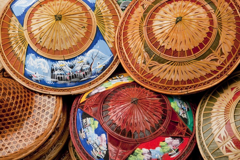 14. Соломенные шляпы из Таиланда сувениры, туризм