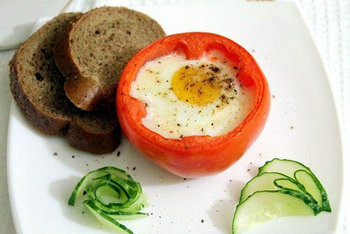 4. Яичница в помидорах еда, завтрак, яичница