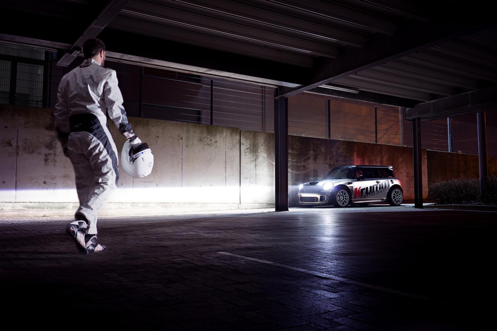 300-сильный MINI John Cooper Works от немецких тюнеров 300-сильный MINI John Cooper Works от немецких тюнеров jcw, john cooper works, mini, авто, тюнинг