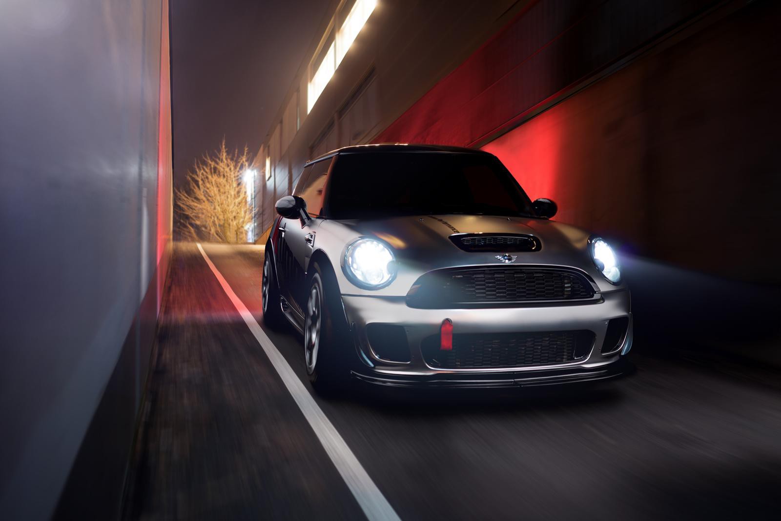 300-сильный MINI John Cooper Works от немецких тюнеров 300-сильный MINI John Cooper Works от немецких тюнеров jcw, john cooper works, mini, авто, тюнинг
