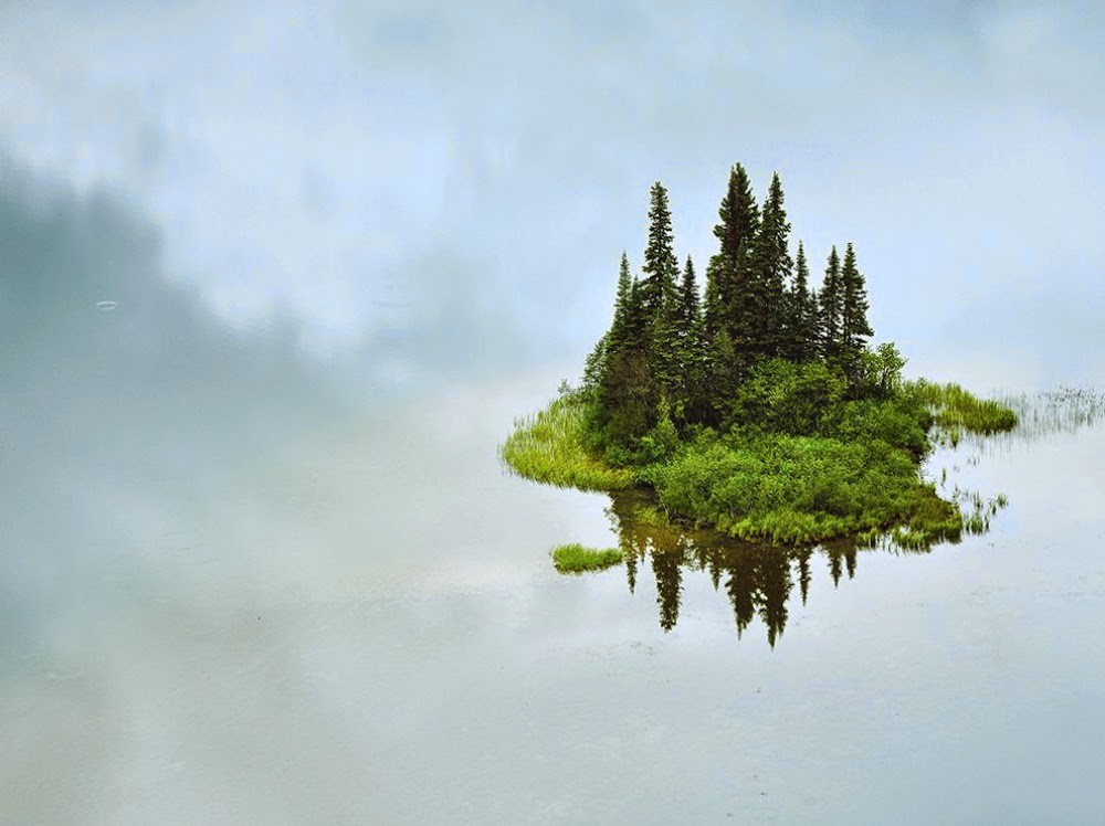 15. Остров в небе, Канада минимализм, фото