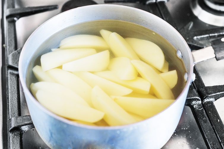 4. Варить картошку под крышкой или без? готовка, еда, ошибки