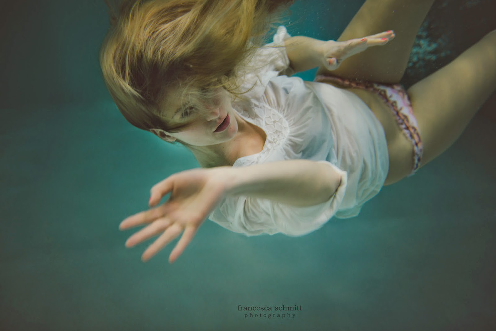 Портретная подводная фотография девушки, подводная фотография, факты