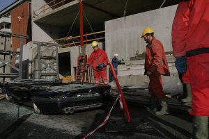 Терминатора 1 напомнило и новый ультра низкий БМВ