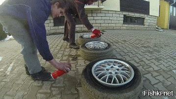 Смешные и местами очень горячие GIF-ки