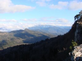 Лаго-Наки, на втором фото за горами Красная поляна.
