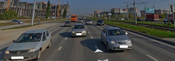 Да везде так, порядка потому что нет, когда полоса 7-8 метров достигает и посередке тихоход плетется принципиальный. Казань порадовала из 3-х полос сделали 5, одна из которых "А"