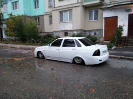 Они ещё и на таких ездят.