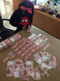 Чем тише в детской, тем страшнее туда заходить.