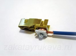 Лучше делать колечко как на картинке, тогда меньше вероятность, что провод выпадет.
