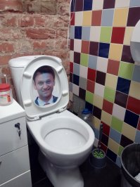 статья "Оскорбление чувств верующих в навального". зато от алЁшеньки польза нашлась, наконец-то...