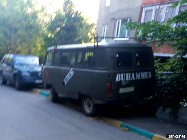 Это в столице так паркуются??
