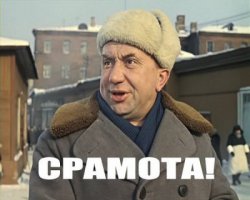 Девушки в классных платьях