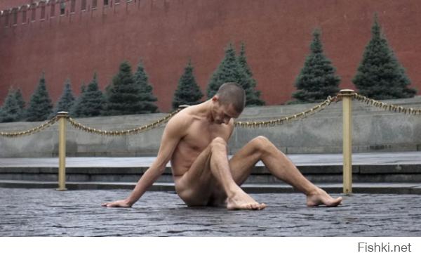 Наш парень по главней будет. Художник Петр Павленский.