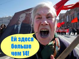 Однаиз первых фотосессий Анджелины Джоли