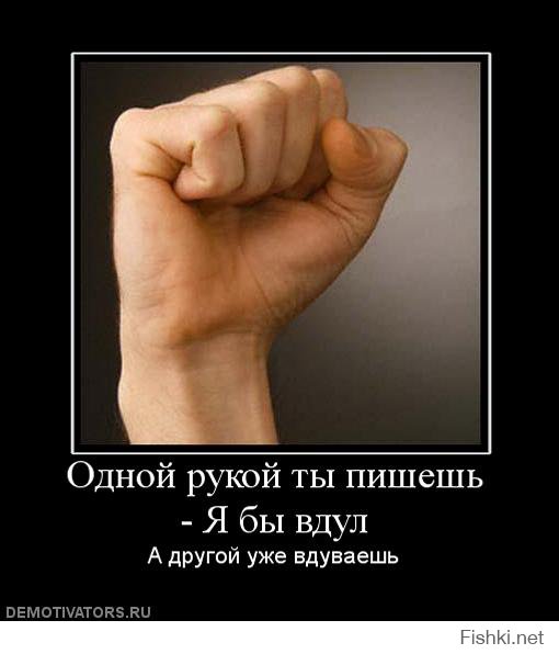 Пляжная волейболистка зажигательно танцует в перерыве матча