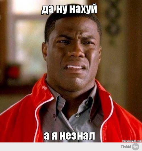 Удар молнии по дороге перед автомобилем