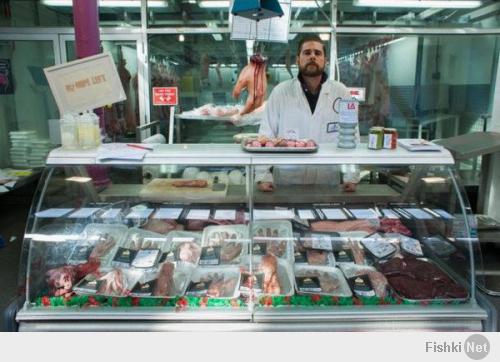 ЭТИ УБЛЮДКИ ОТКРЫЛИ МАГАЗИН ЧЕЛОВЕЧЕСКОГО МЯСА В ЛОНДОНЕ.НАЦИЯ УПЫРЕЙ.