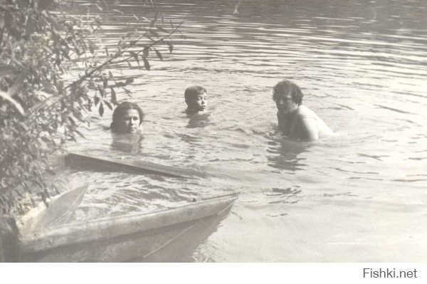 1976, я - в центре.