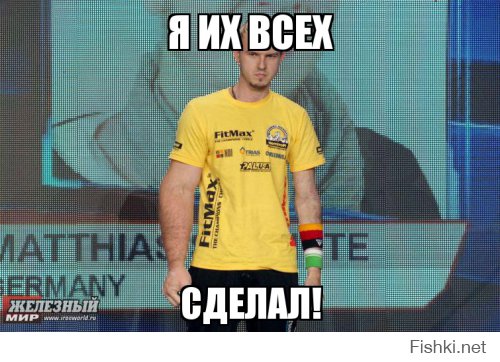 Девушки в классных платьях