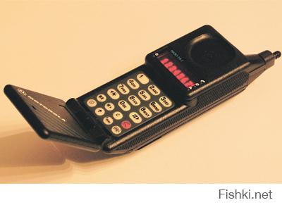 в 90-м уже были MicroTAC 9800X