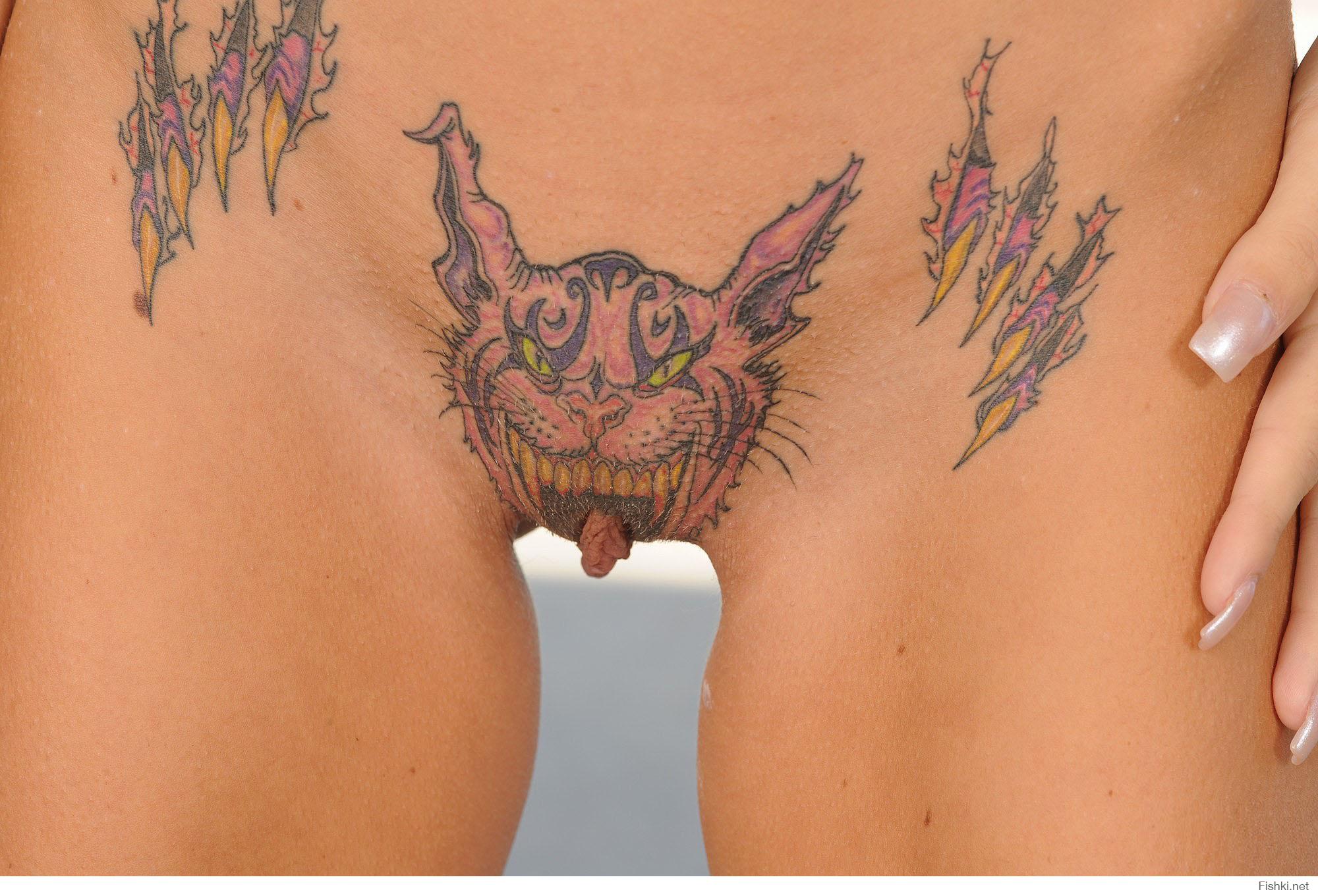 Pussy tattoo on a Super Sexy