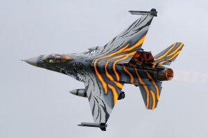 Необычная раскраска самолетов