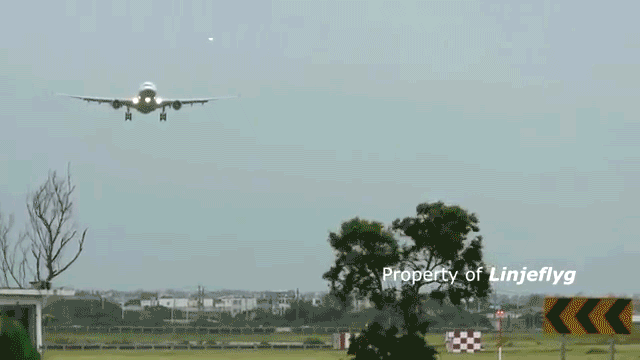 Bad Airplane Takeoffs And Landings