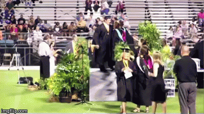 17 Epic Graduation Fails 17 Epic Graduation Fails
