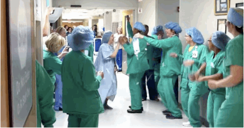 This Woman Had An Epic Dance Party Before Her Double Mastectomy This Woman Had An Epic Dance Party Before Her Double Mastectomy