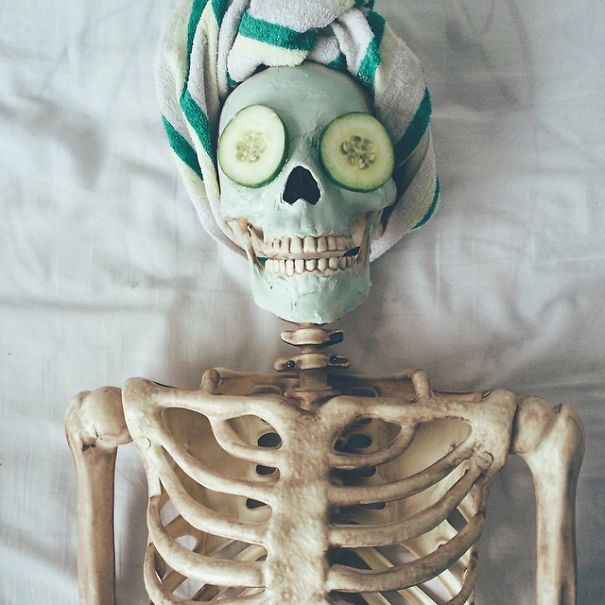 This Skeleton Is Basically Any Girl On Instagram